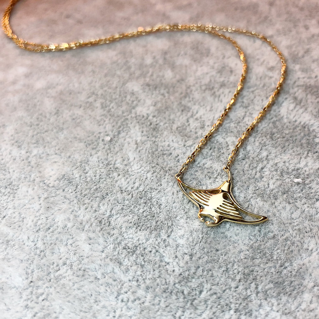 Manta Necklace - 蝠鲼项链 - aurumspeak
