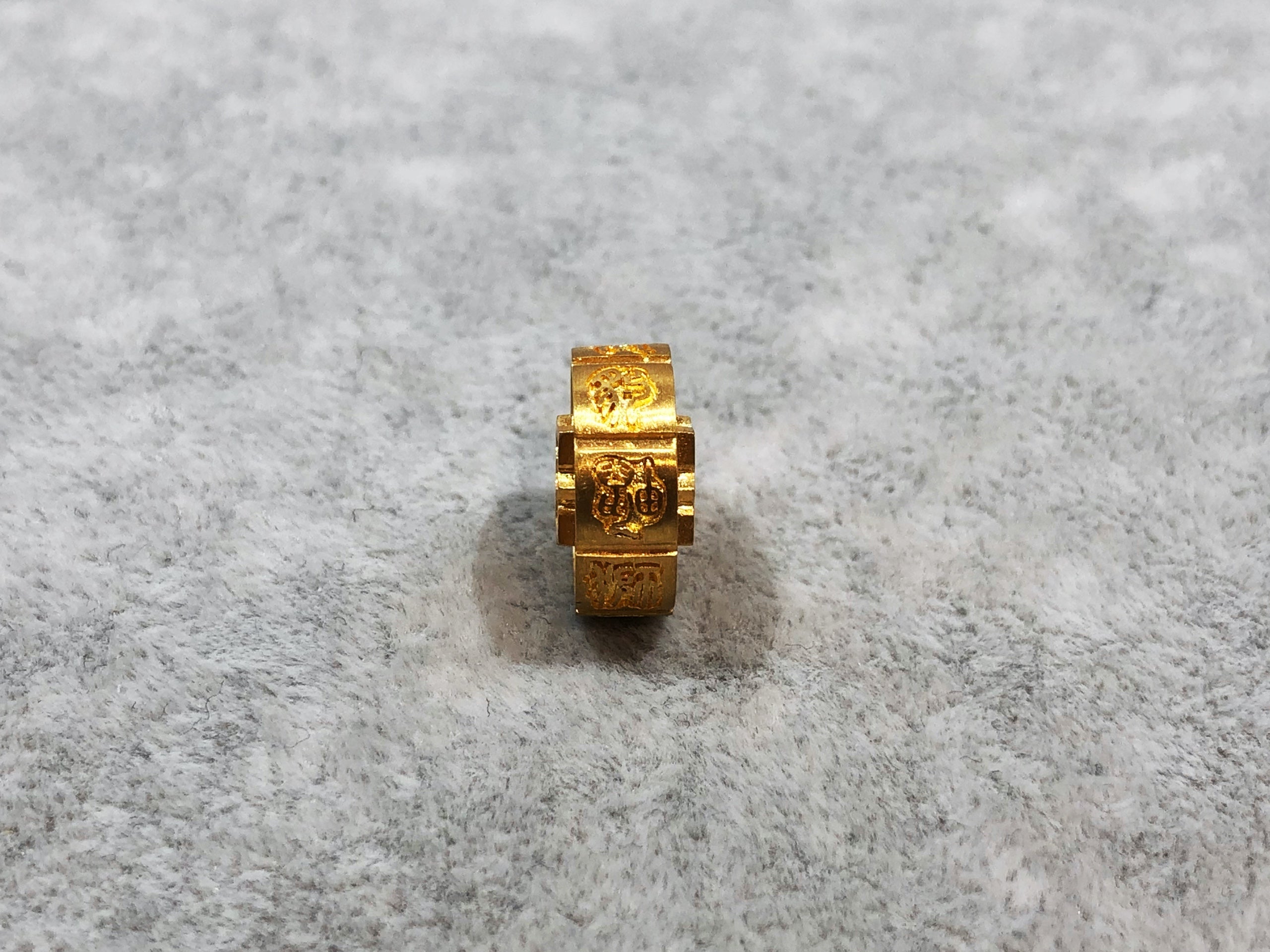 Cheers to great fortune in 2021 God of Roads Octagram Prayer Bead, 24K gold - 2021新年吉祥 路神八方平安珠 24K金款