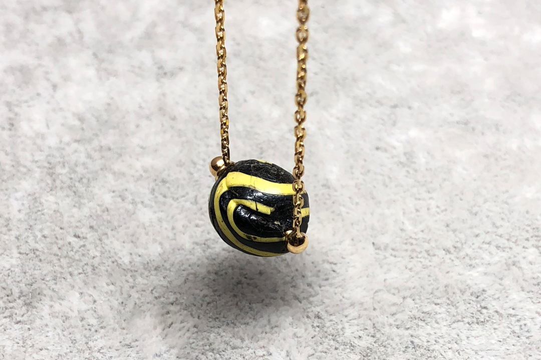 Central Asian ancient glass bead pendant necklace in 18K yellow gold - 18K黄金镶嵌中亚古琉璃珠项链 - aurumspeak