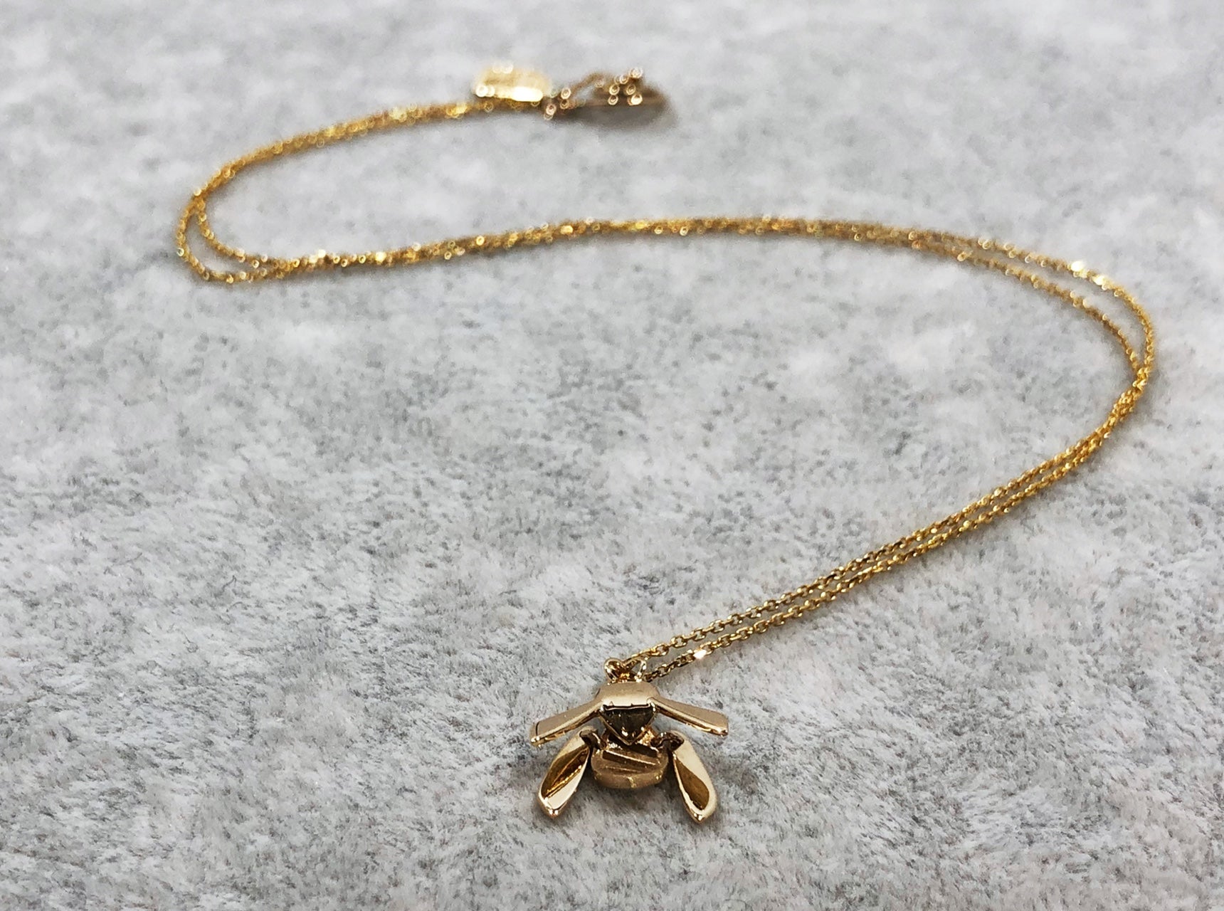 18K Gold Honey Bee Necklace - 18K金小蜜蜂项链