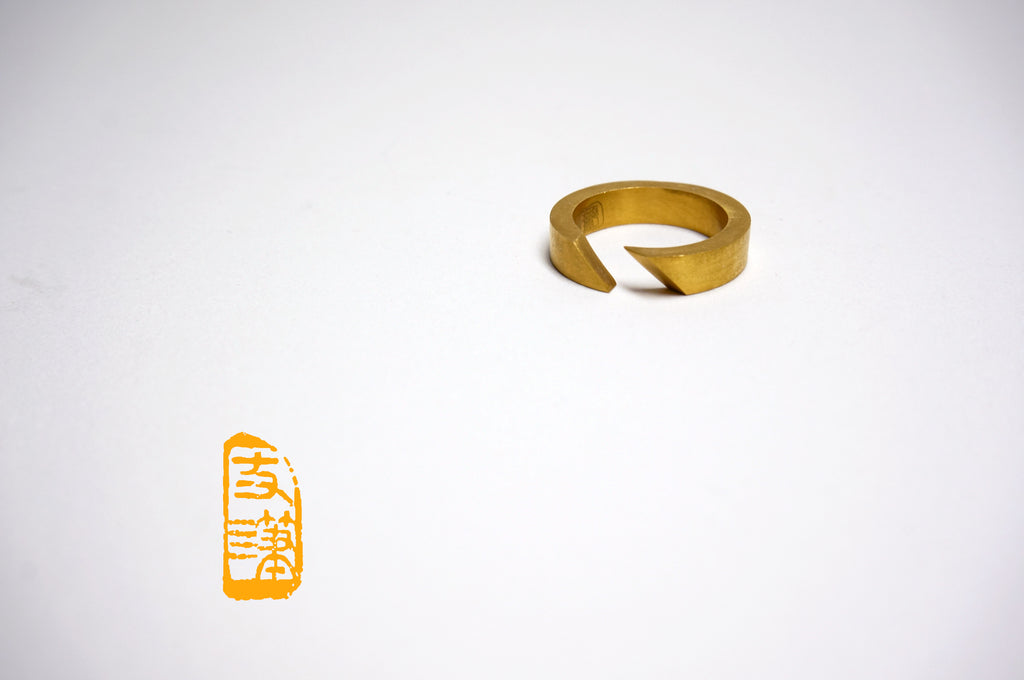 Cracked Open Band Ring,24K Gold - 缺口戒指,24k金 - aurumspeak